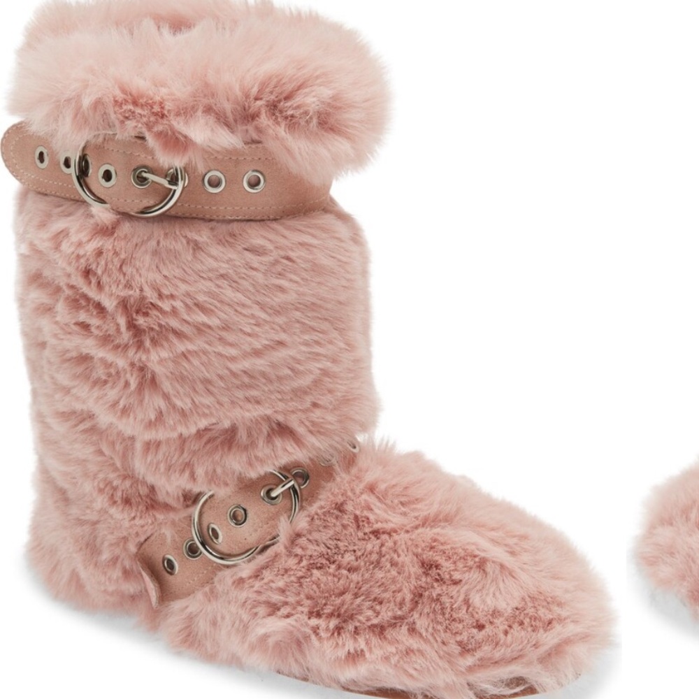 🌸JEFFREY CAMPBELL🌸 Fluffed Up Faux Fur Bootie Size: 8.5